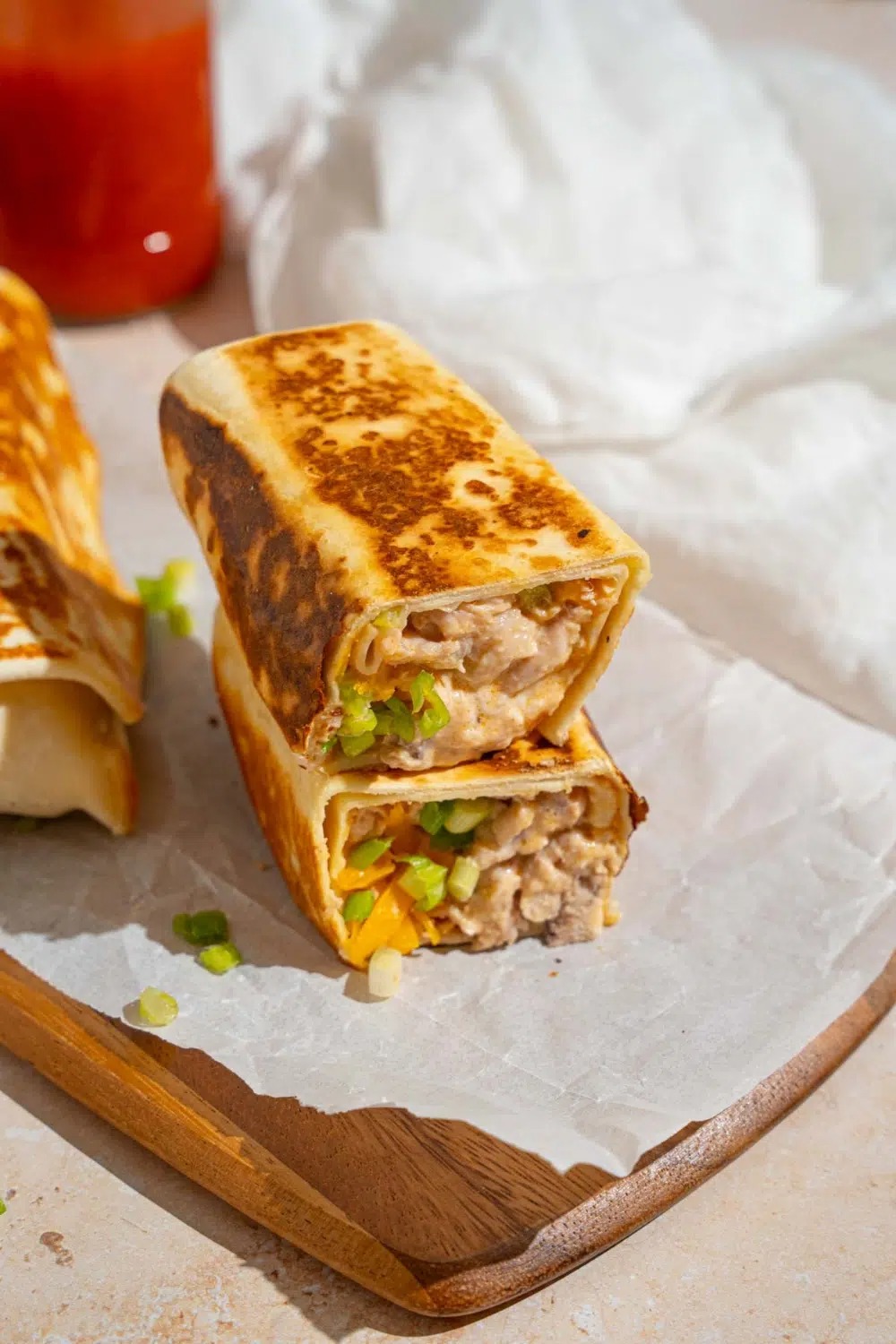 Cheesy Garlic Chicken Wraps