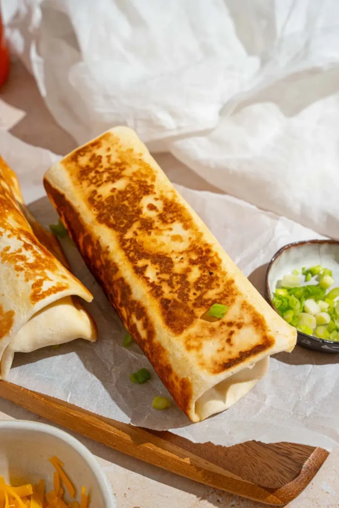 Cheesy Garlic Chicken Wraps