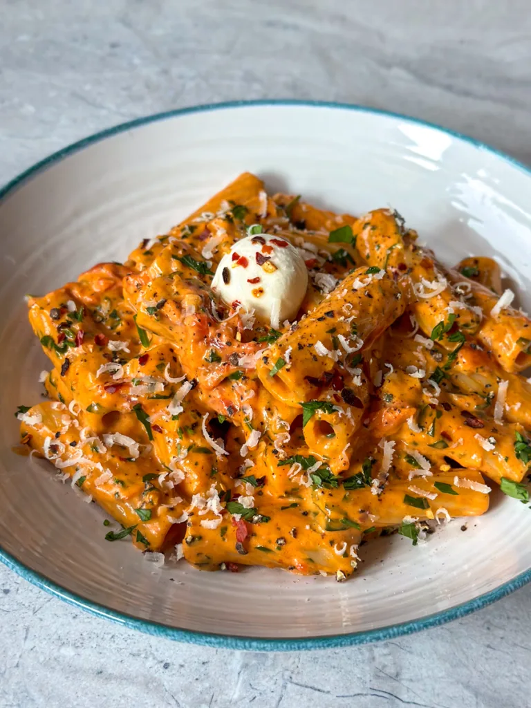 Creamy Tomato Garlic Pasta Recipe