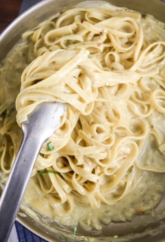 One Pot Creamy Garlic Pasta
