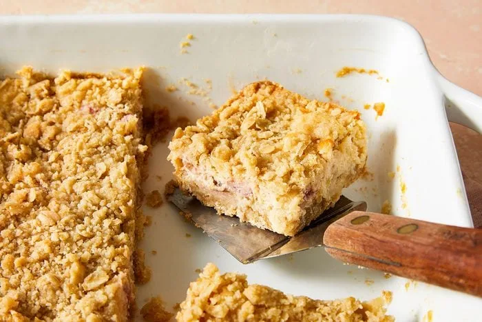 Rhubarb Cheesecake Bars Recipe