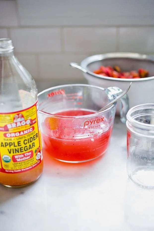 Mix the strained rhubarb syrup with the vinegar until fully combined and smooth.